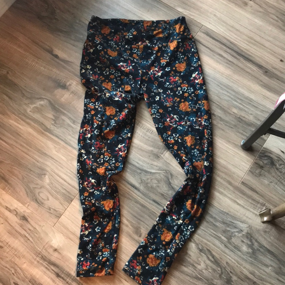 LuLaRoe OS leggings